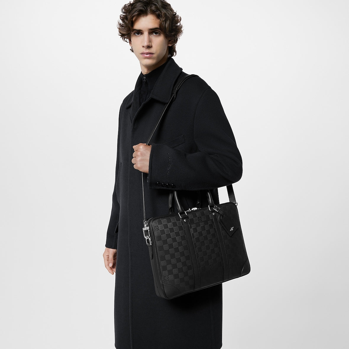 LOUIS VUITTON PORTE-DOCUMENTS VOYAGE NM – DAMIER INFINI
