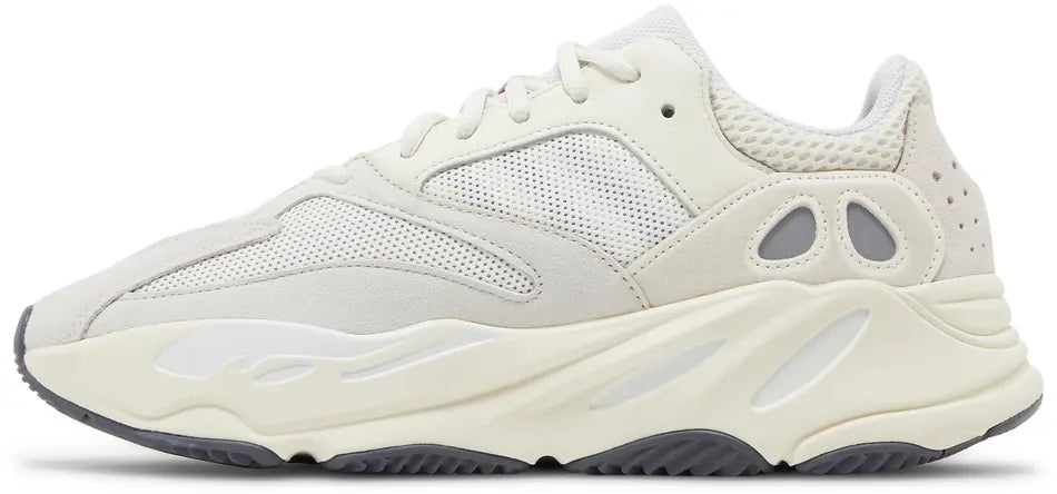Adidas Yeezy Boost 700 « Analog »