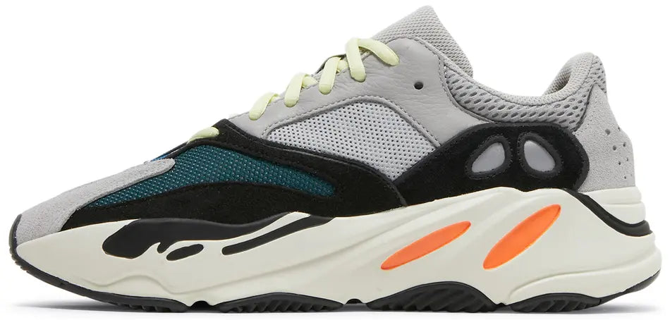 Adidas Yeezy Boost 700 « Wave Runner » — Solid Grey / Chalk White / Core Black