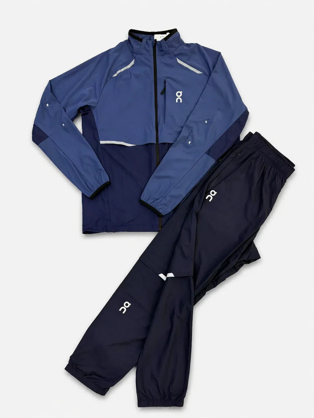 ON — Ensemble Survêtement Bleu Marine (Coupe-Vent à Capuche + Jogger)