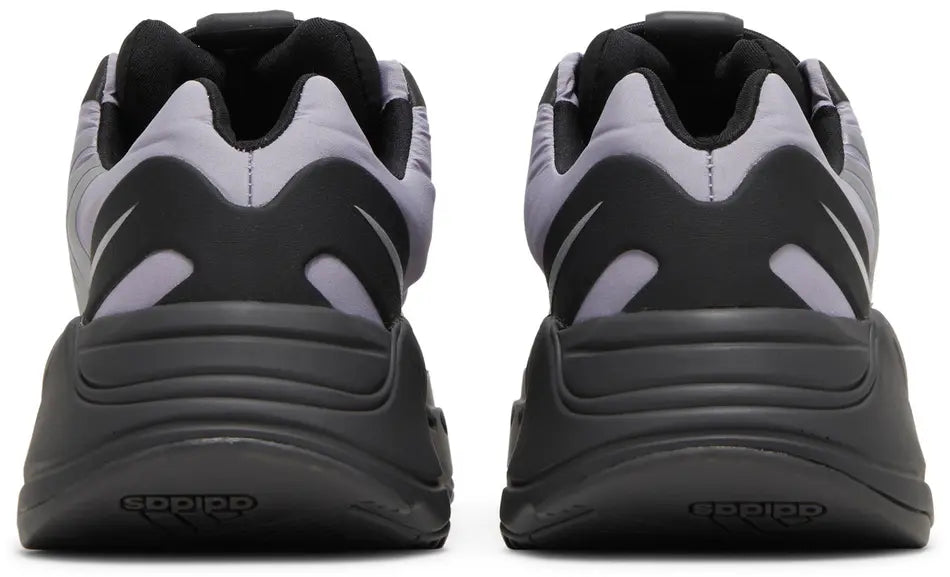 Adidas Yeezy Boost 700 MNVN « Geode »