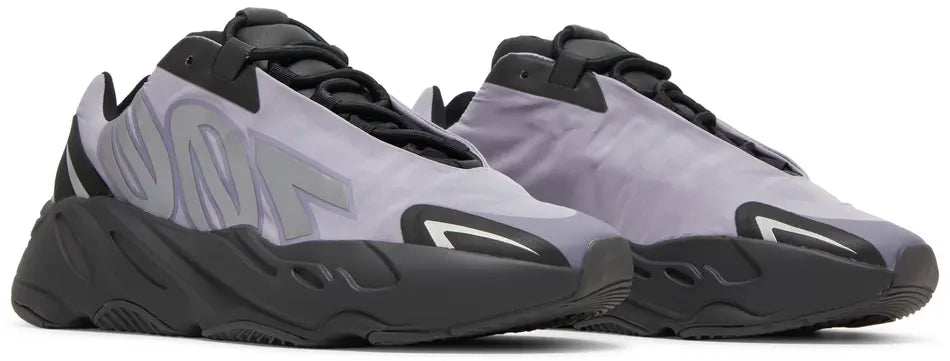 Adidas Yeezy Boost 700 MNVN « Geode »