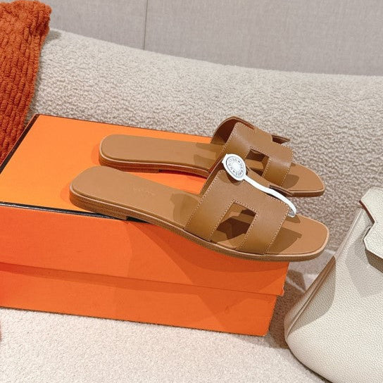 HERMÈS SANDALE ORAN – GOLD