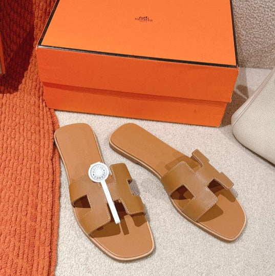 HERMÈS SANDALE ORAN – GOLD